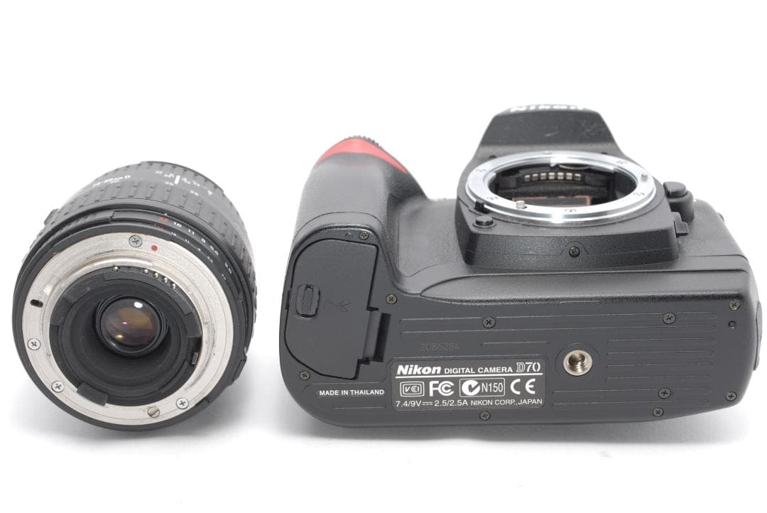 ✨すぐに使える✨Nikon D70✨ショット数わずか✨美品✨CFカード付✨一眼✨
