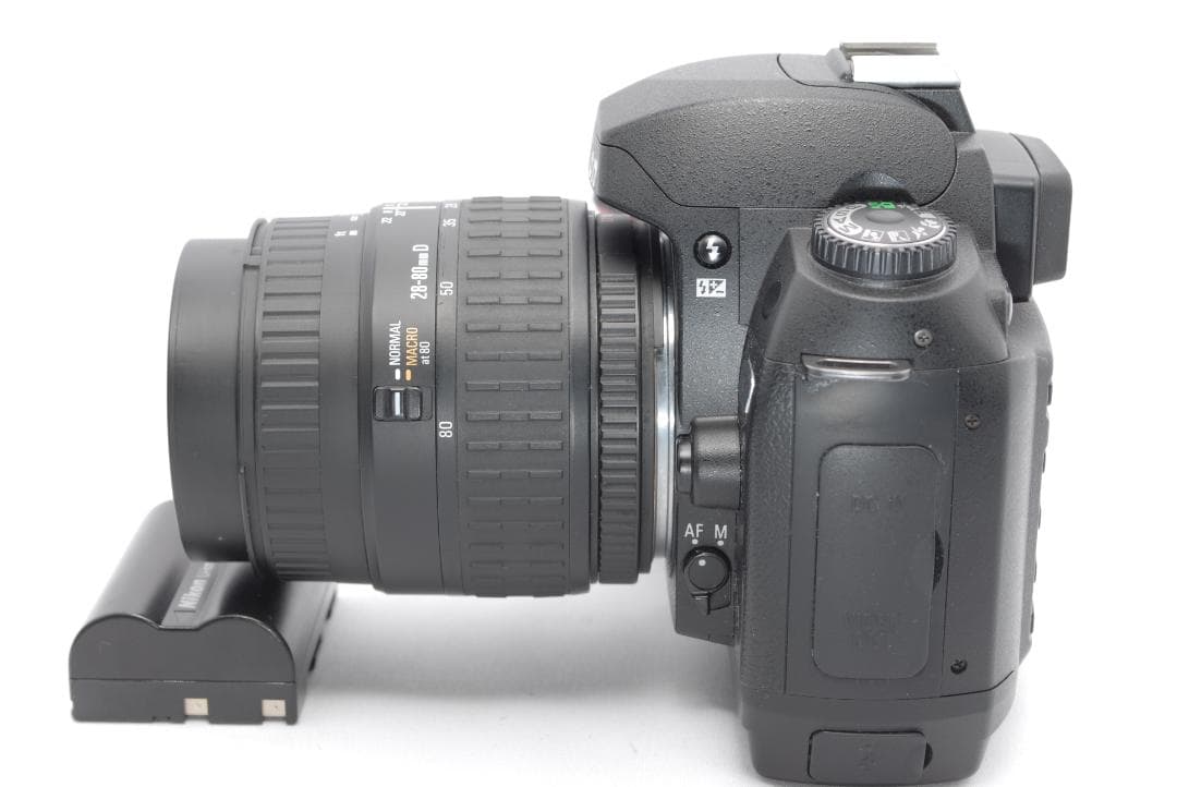 ✨すぐに使える✨Nikon D70✨ショット数わずか✨美品✨CFカード付✨一眼✨