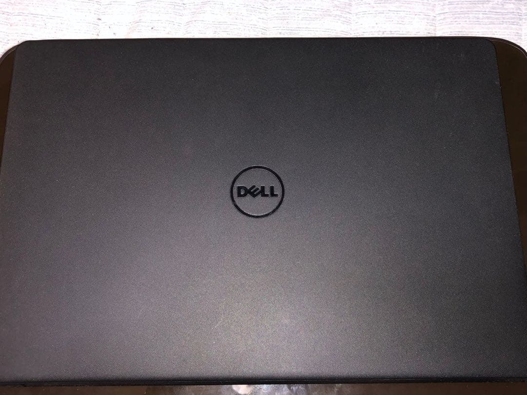 Windowsノート本体 DELL inspiron15 3567