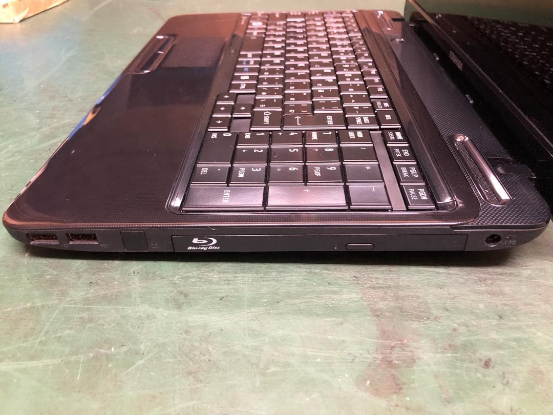 東芝⋄i7 ◤新品SSD512GB◢ 8GB⋄Office2021ノートパソコン