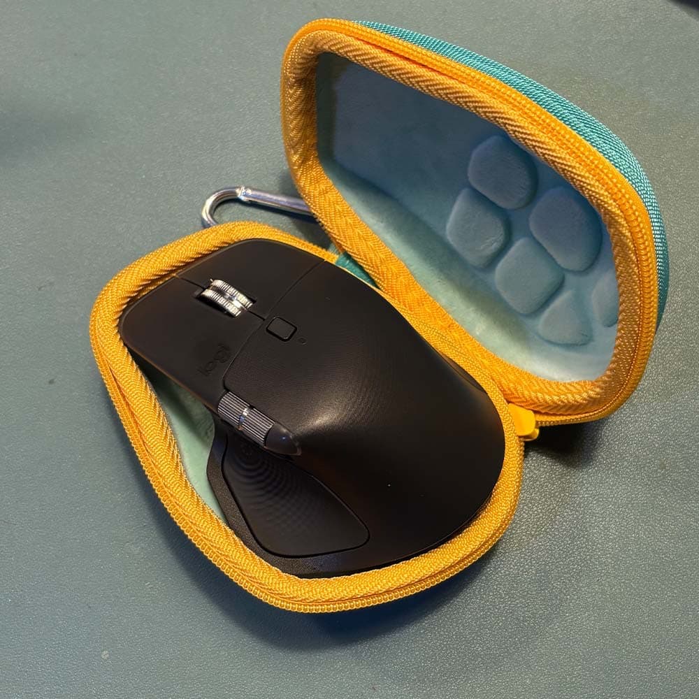 ロジクール MX MASTER 4 ケース付き