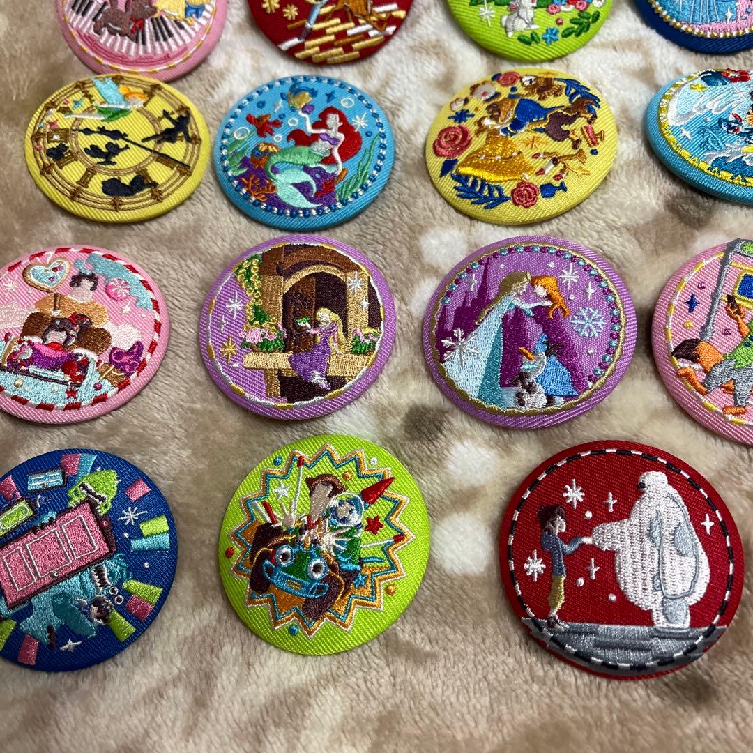 ディズニー刺繍缶バッジ2 コンプリート　15種