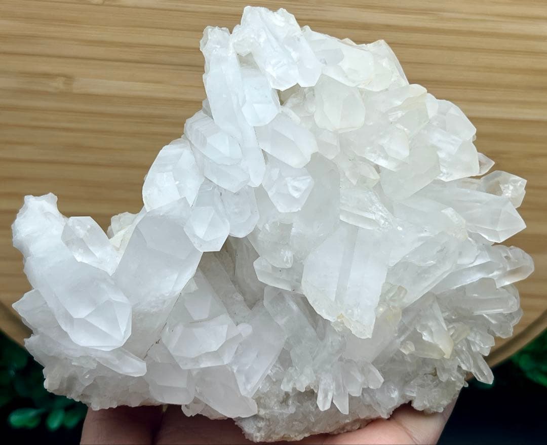 天然ヒマラヤ水晶クラスター　マニカラン産　パワーストーン　浄化　台付き