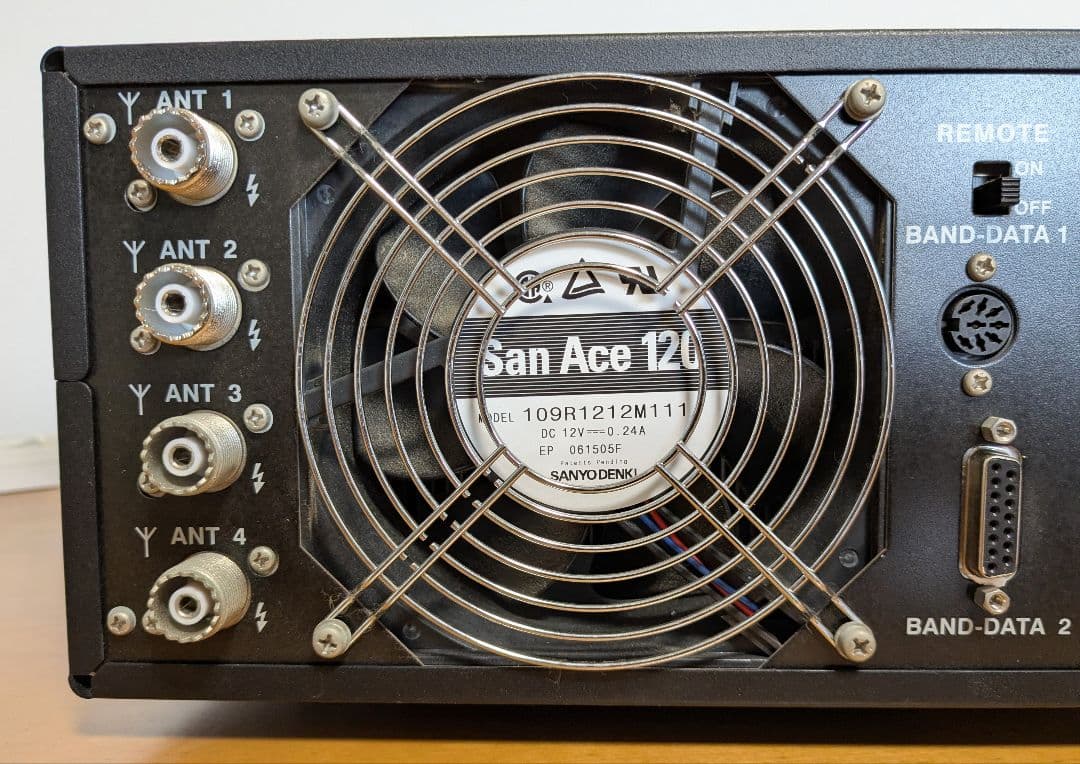 YAESU VL-1000、VP-1000 八重洲無線 リニアアンプ