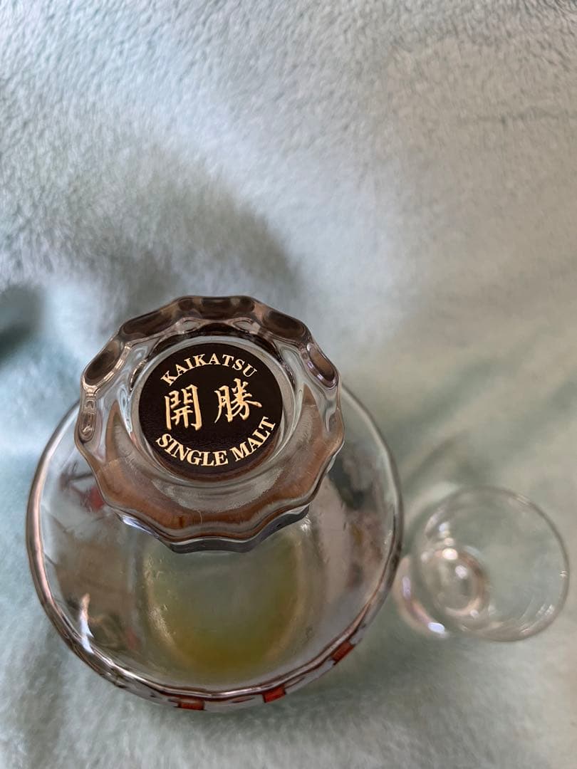 THE KAIKATSU 18年シングルモルトウイスキー 空のウイスキーボトル