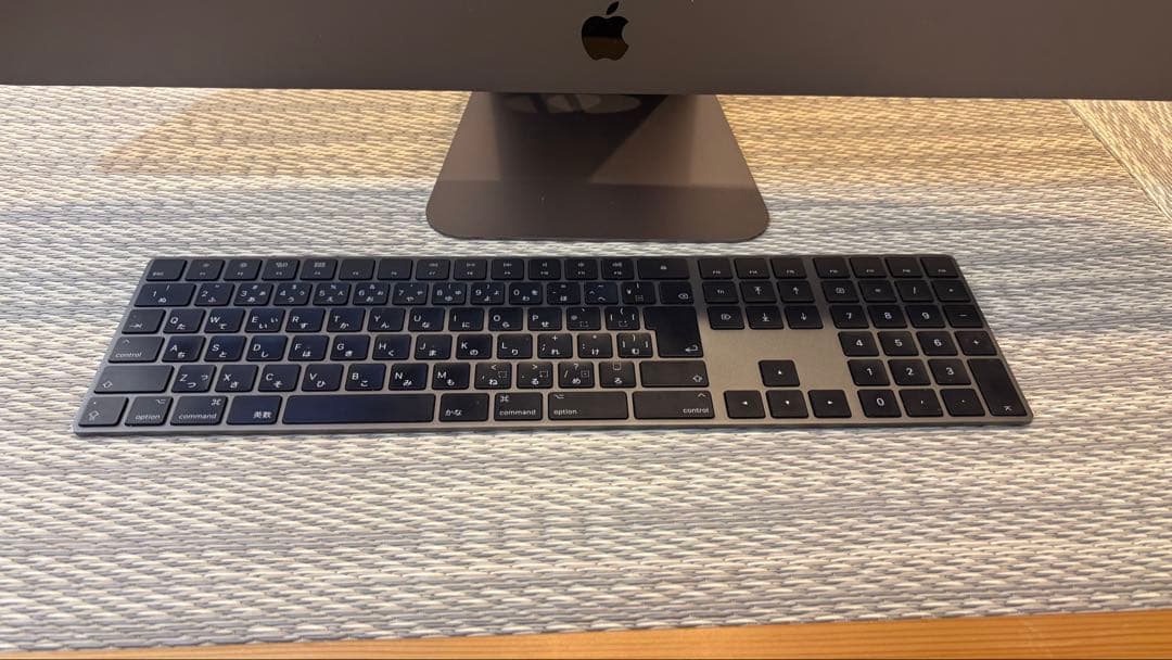 【定価150万】iMacPro2017 18コア/128GB/4T/Vega64