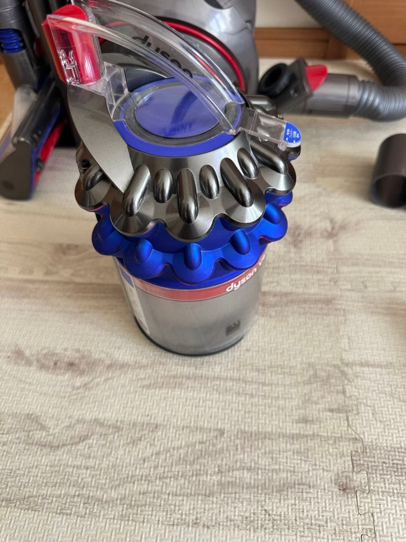 Dyson V4 Digital Fluffy+ キャニスター掃除機 CY29
