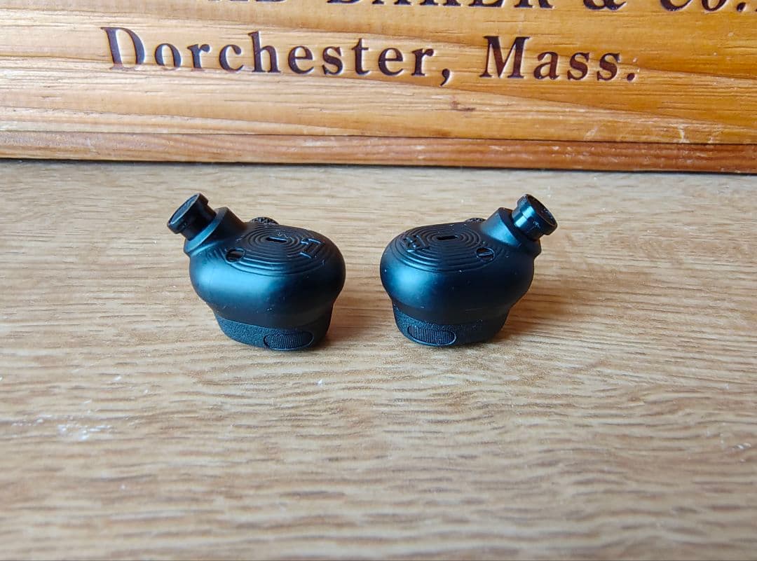 Marshall Motif Ⅱ A.N.C ワイヤレスイヤホン（不具合品）