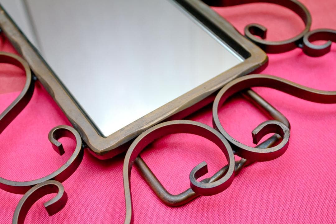 アイアンミラー　鉄職人ハンドメイド・オリジナル　36ｃｍ×24ｃｍ