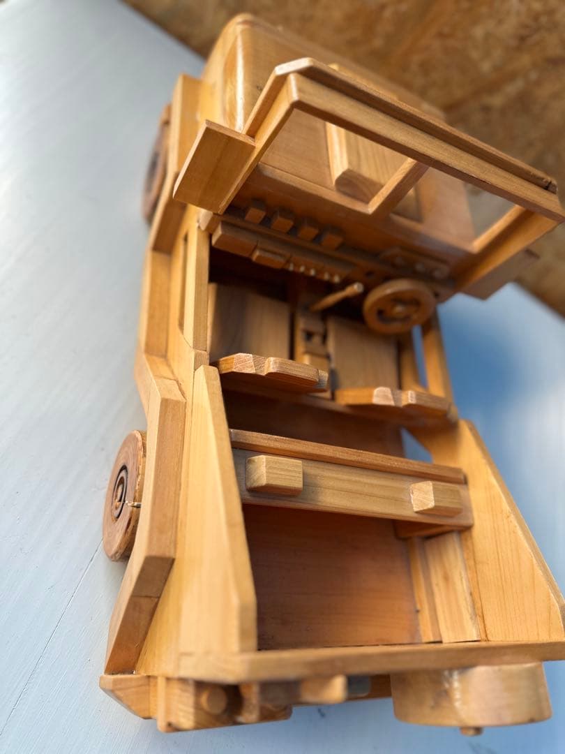 木製jeep