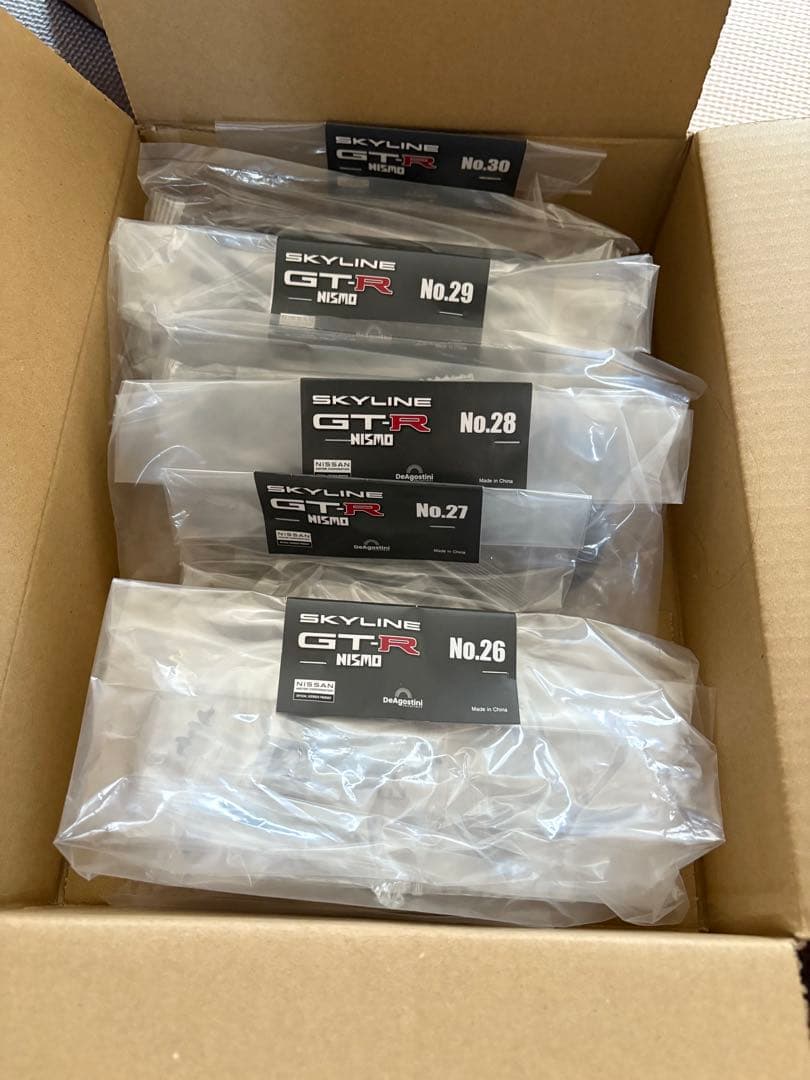 SKYLINE GT-R NISMO 1/8スケール 未開封