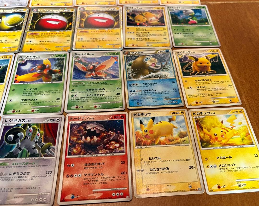 ポケモンカードdp レア promo など 32枚 ピカチュウ エンペルト