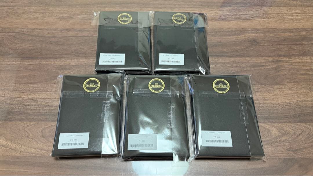 村上隆とトレカの世界 ふるさと納税限定 書籍×5冊 プロモパック×25パック