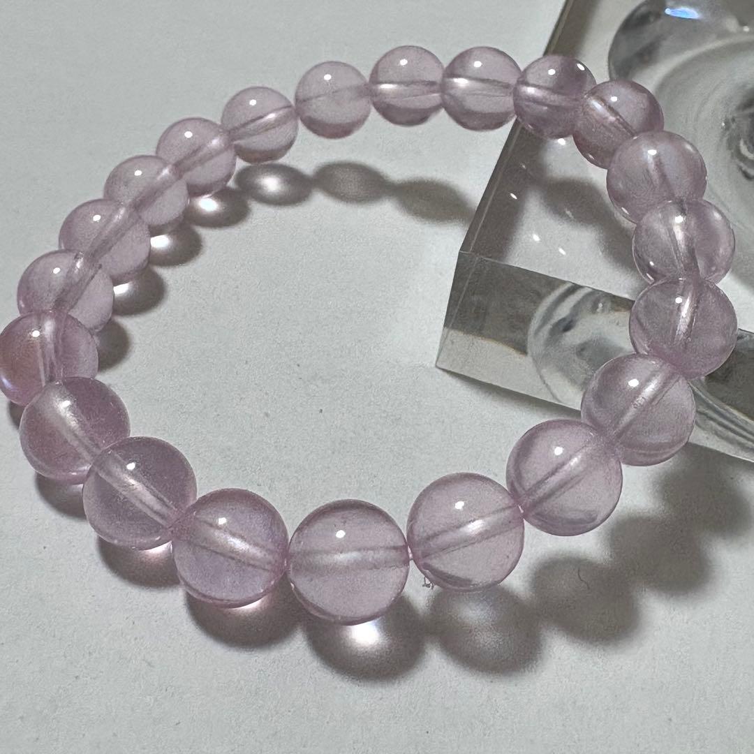 高品質　モルガナイト　8ミリ後半宝石質