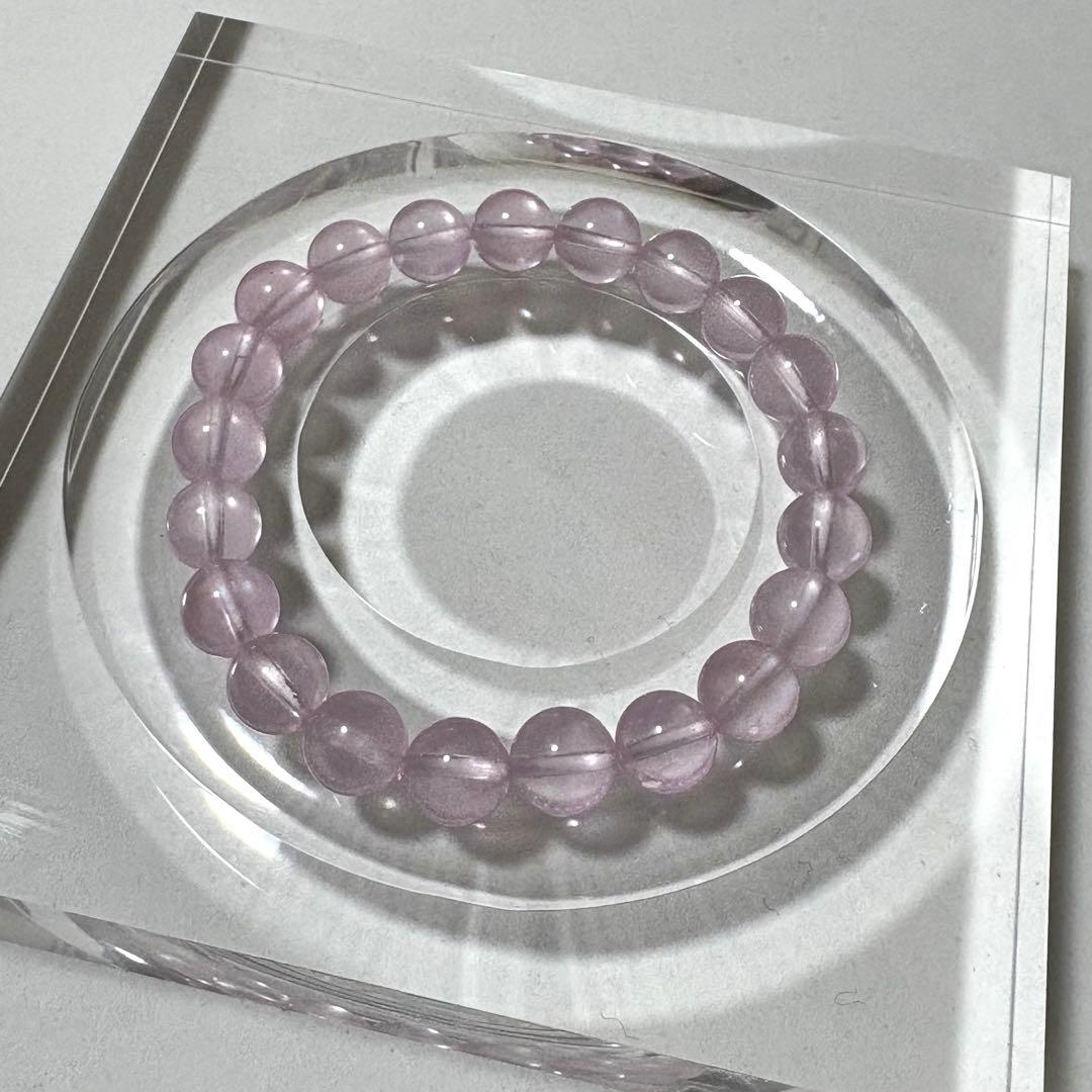 高品質　モルガナイト　8ミリ後半宝石質