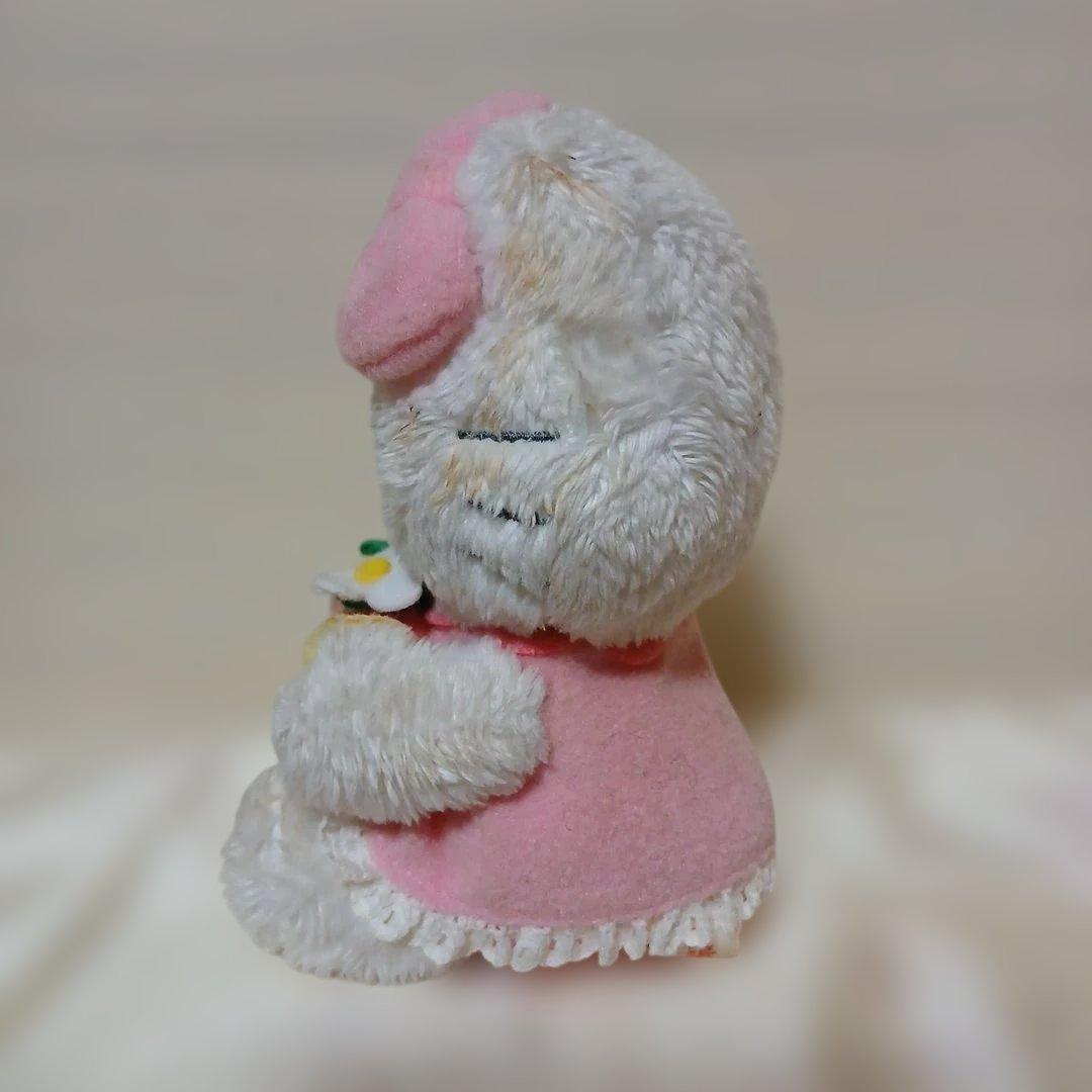 ハローキティ　ぬいぐるみ　いちご