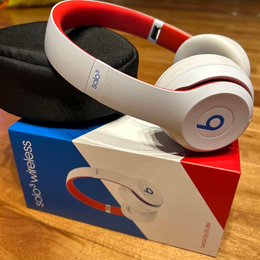 Beats Solo3 Wireless ホワイト/レッド
