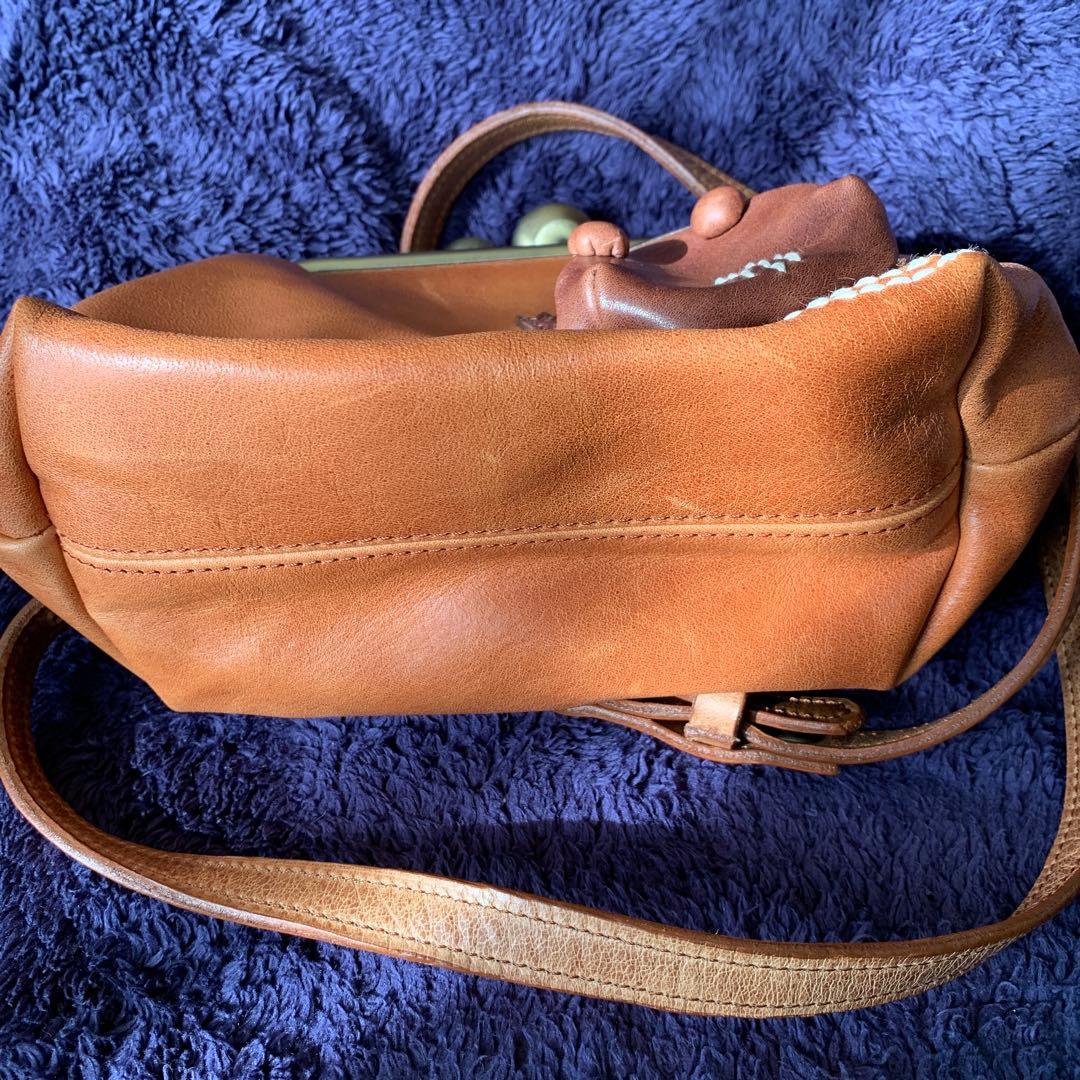 『お値下げ』カエルモチーフ レザーショルダー/ハンドバッグ