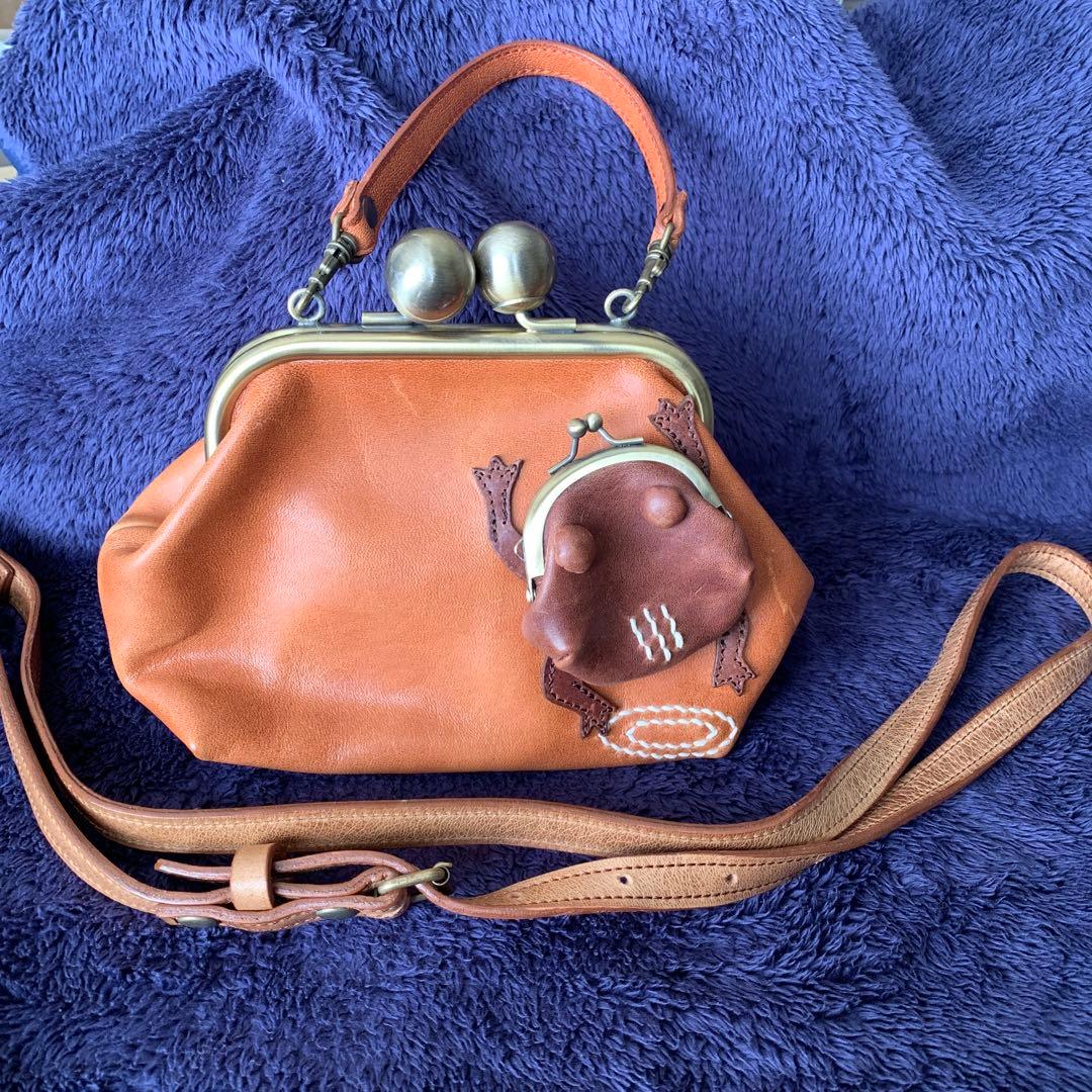 『お値下げ』カエルモチーフ レザーショルダー/ハンドバッグ