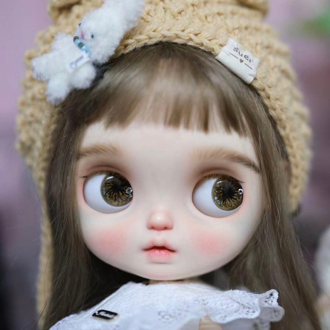 カスタムブライス かわいい 海外作家様 小さなお目目 幼い Suer 人形