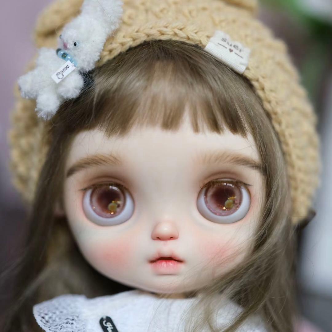 カスタムブライス かわいい 海外作家様 小さなお目目 幼い Suer 人形