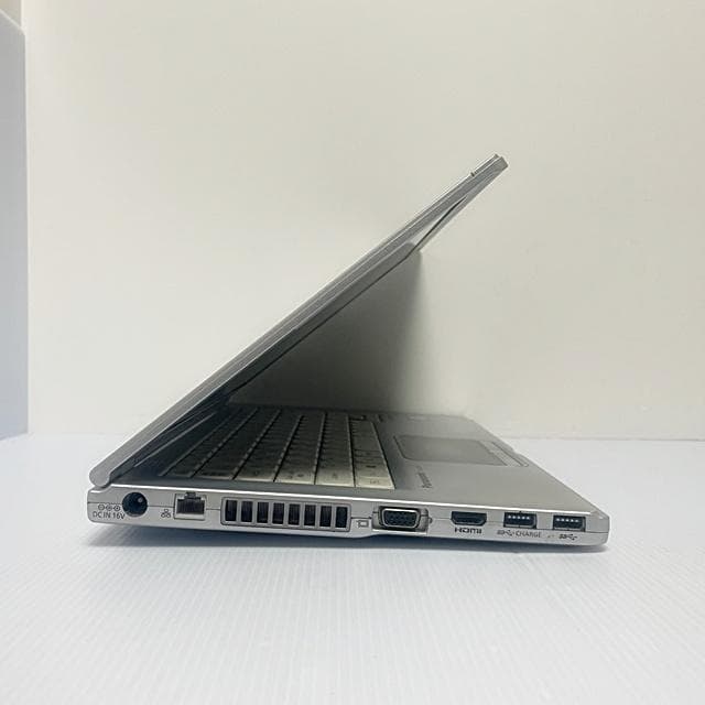 学生さんに人気★軽量でリモートや外使い最適なレッツノートCF－LX6★Win11
