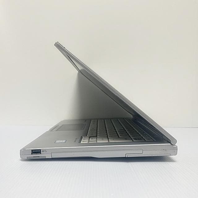 学生さんに人気★軽量でリモートや外使い最適なレッツノートCF－LX6★Win11