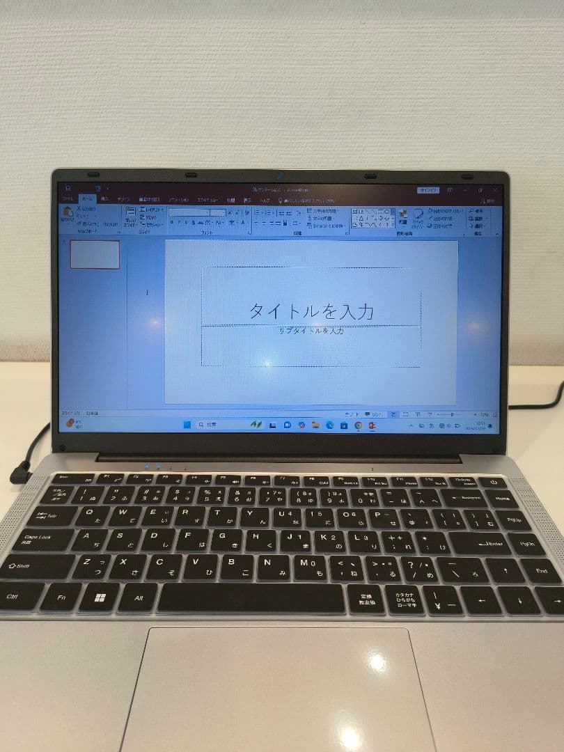 シルバー WindowsノートPC