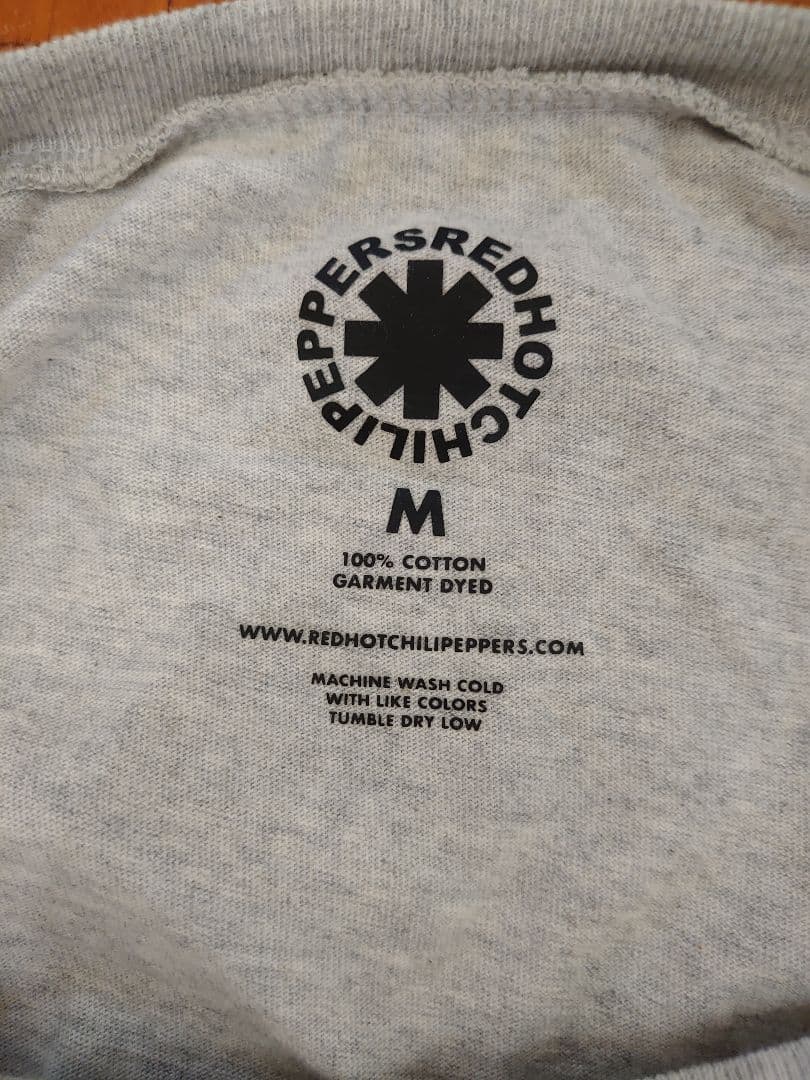 【値下】レッド・ホット・チリ・ペッパーズ ロングTシャツ　Мサイズ
