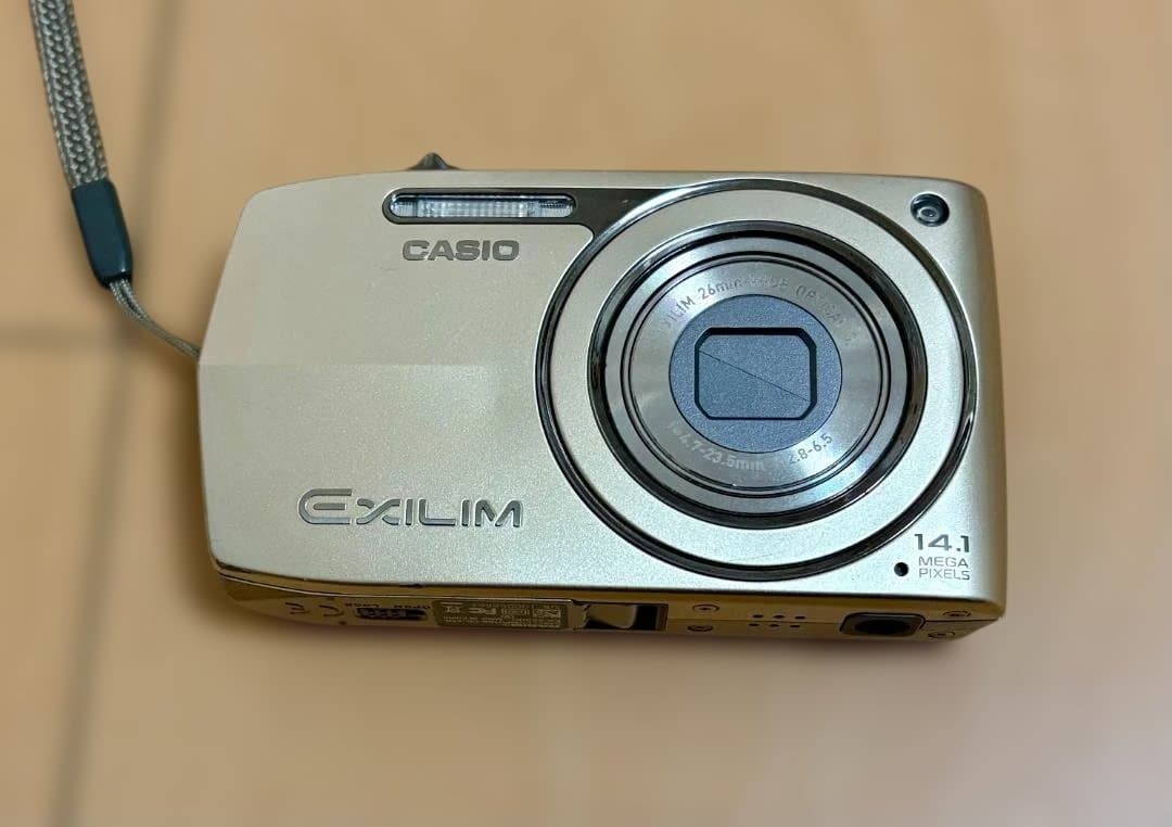 【ジャンク品】CASIO EXILIM EX-Z2300 デジタルカメラ