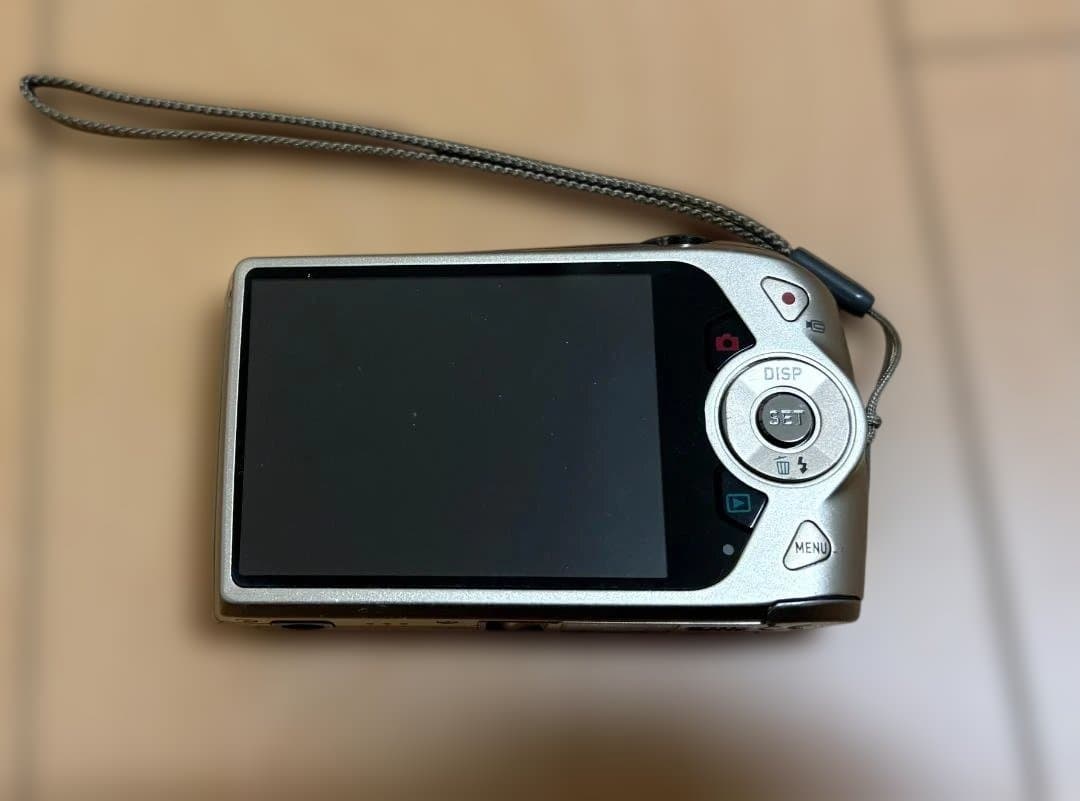 【ジャンク品】CASIO EXILIM EX-Z2300 デジタルカメラ
