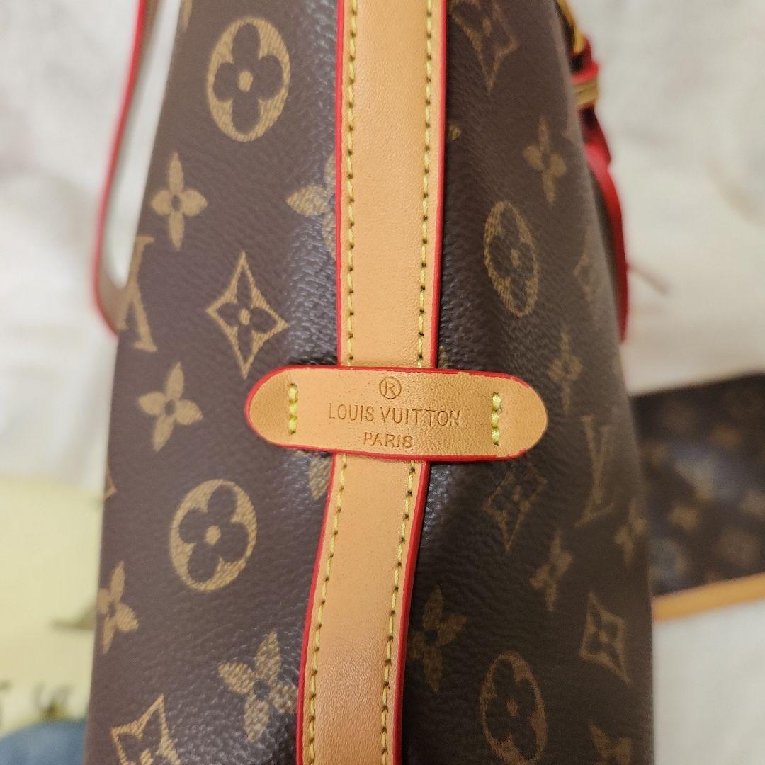 Louis Vuitton ショルダーバッグ ダークブラウン　ノベルティ