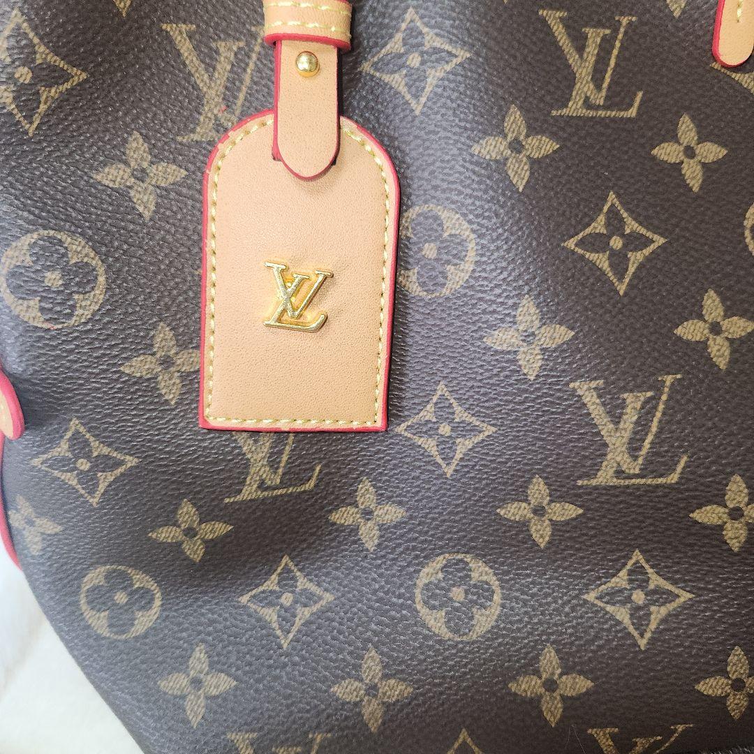 Louis Vuitton ショルダーバッグ ダークブラウン　ノベルティ