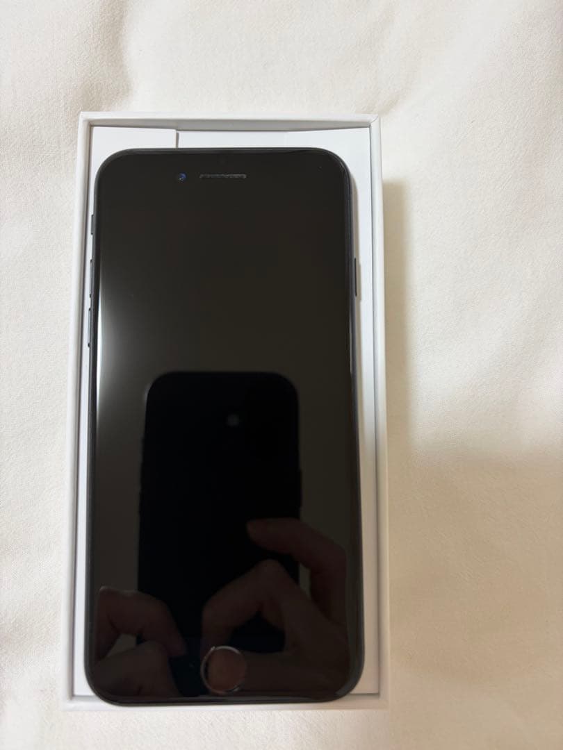 iPhone SE 第2世代 SIMフリー