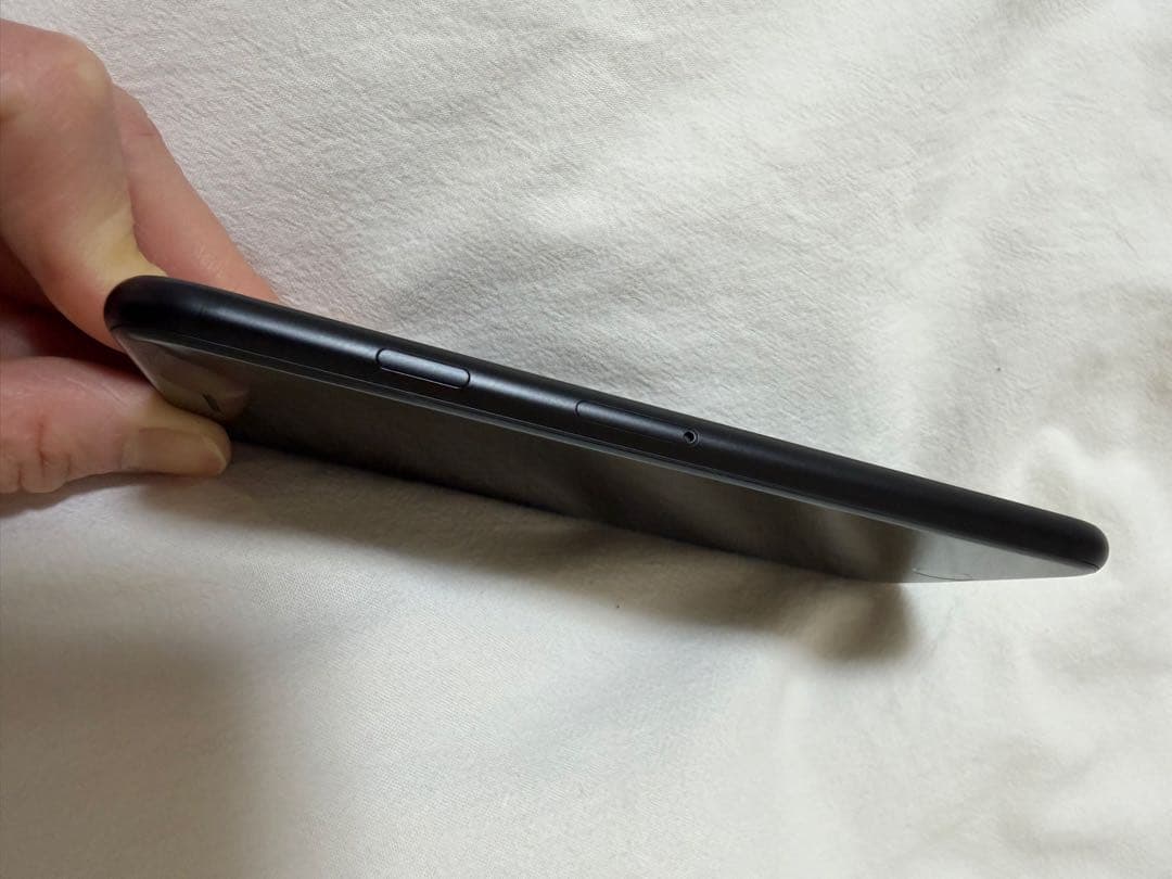 iPhone SE 第2世代 SIMフリー