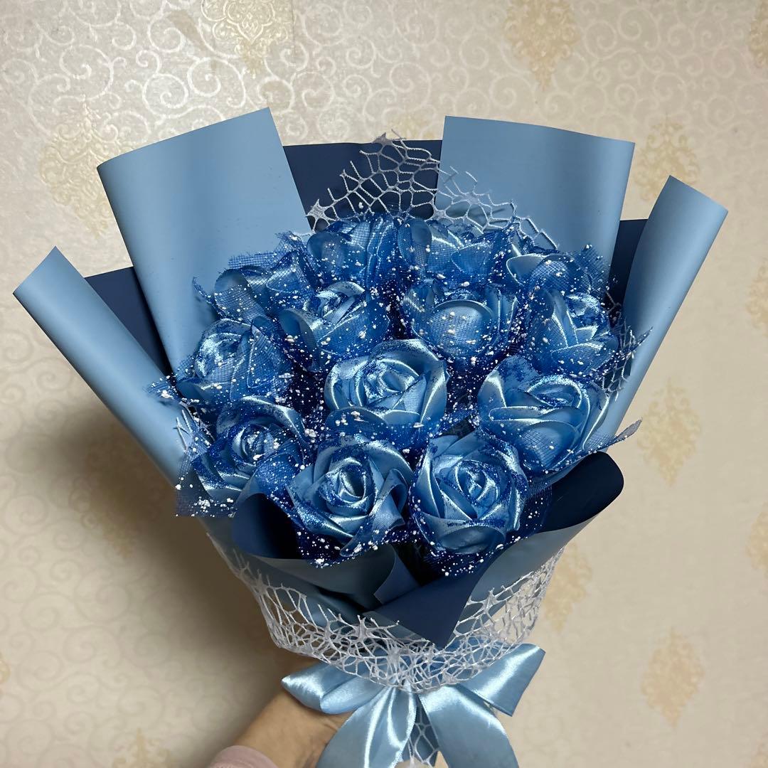 13本ゼニスブルーバラブーケ　青金粉付き❣️　お祝い 枯れない花 特別な人へ