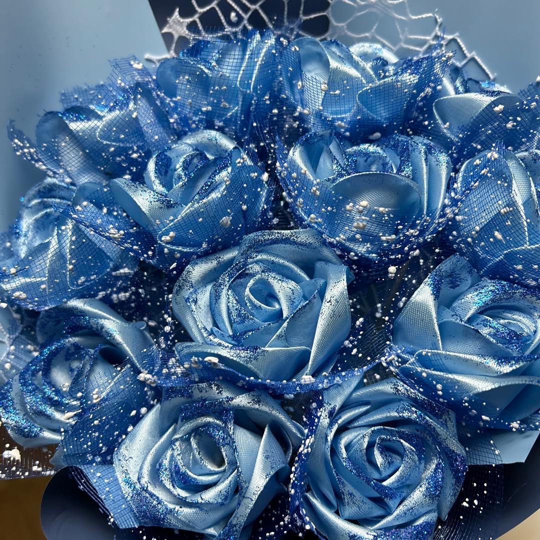 13本ゼニスブルーバラブーケ　青金粉付き❣️　お祝い 枯れない花 特別な人へ