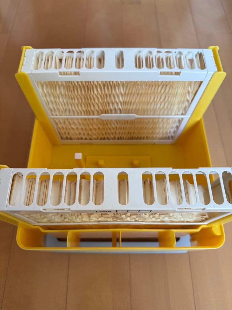 Oskar イエロー 置き型加湿器 コンパクトデザイン