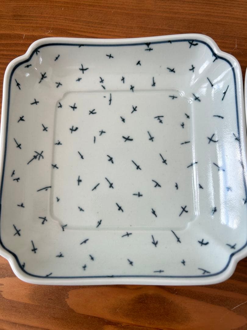 scopeヒラヒラ 木瓜角皿 ２枚