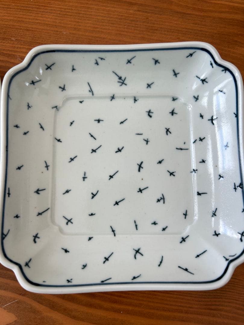 scopeヒラヒラ 木瓜角皿 ２枚