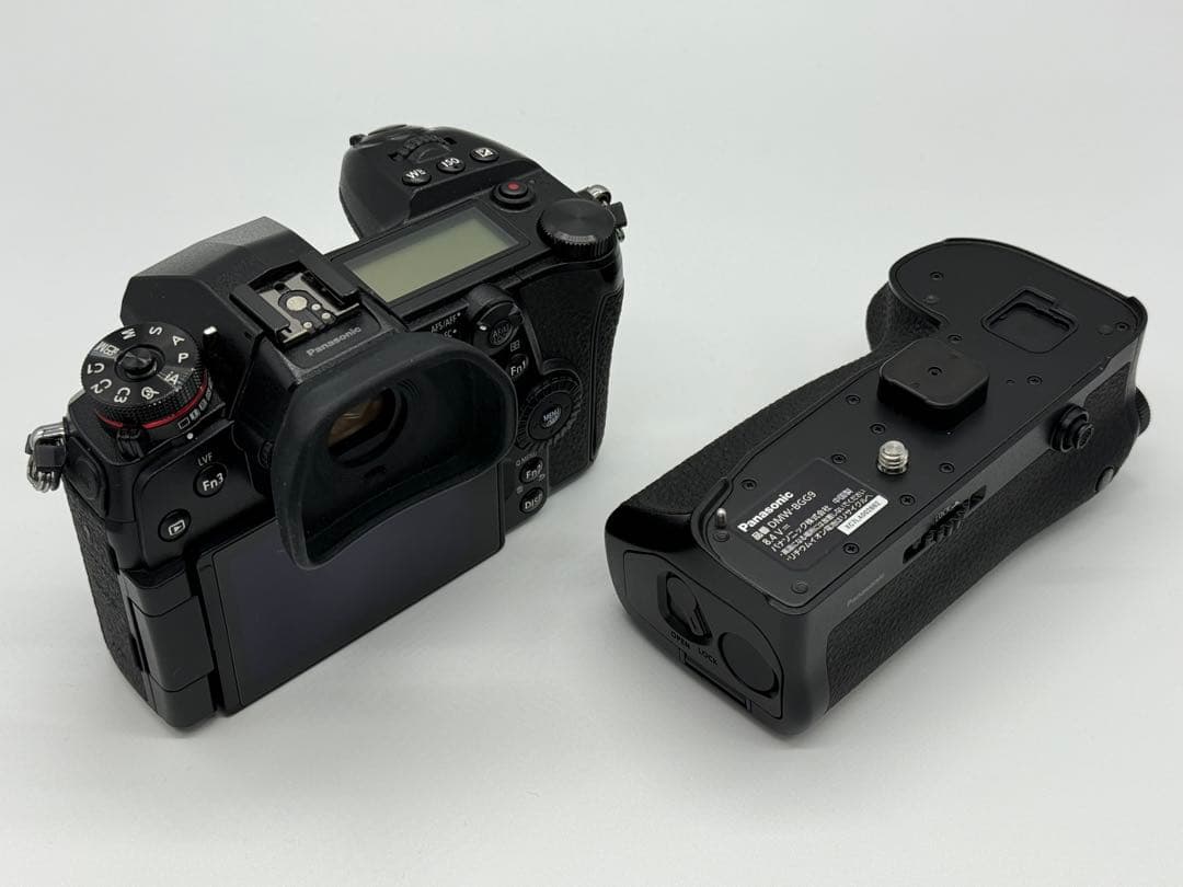 LUMIX G9PRO 本体・バッテリーグリップ・バッテリー3本・充電器セット