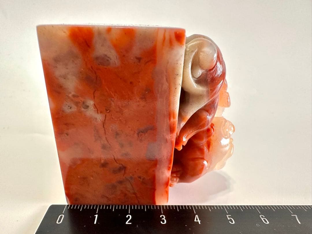 【螭虎献芝】 古獣　美品　ラオス 老挝 水凍　印材 落款 遊印 雅号　大材