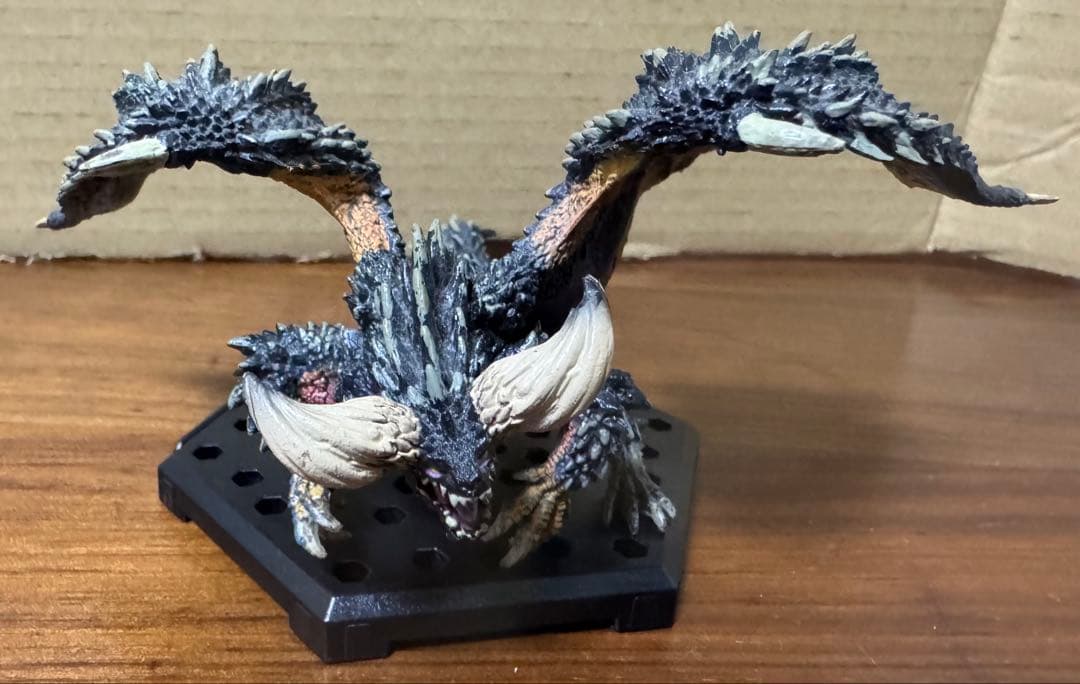 モンハン　スタンダードモデル　フィギュア　5点