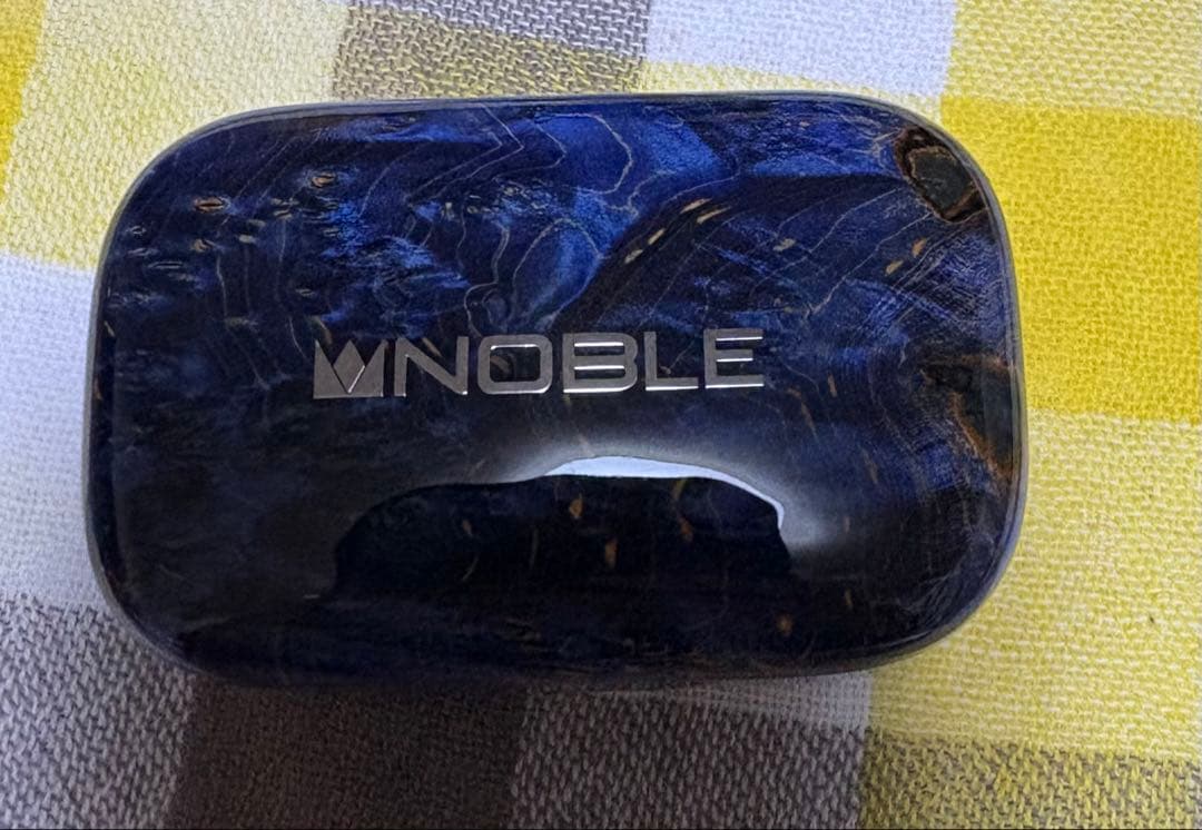 イヤホン NOBLE FoKus PRESTIGE