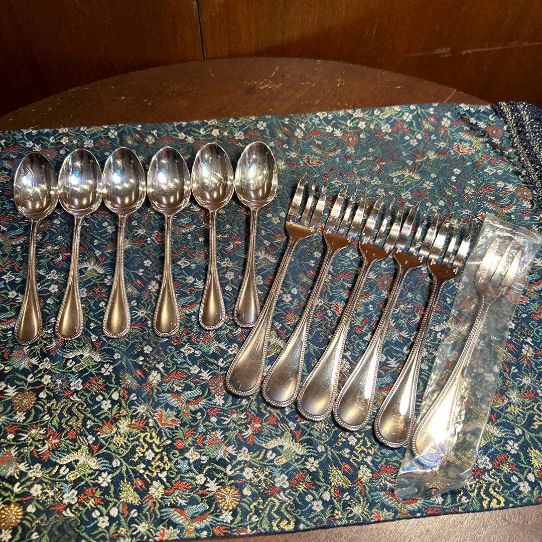 美品Christofleクリストフル パールコーヒースプーンケーキフォーク各6本