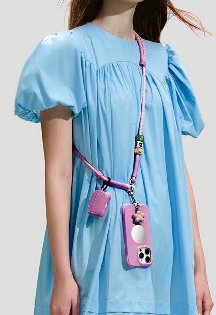 【K】ウェーブ シリコンケース ピンク iPhone17Pro