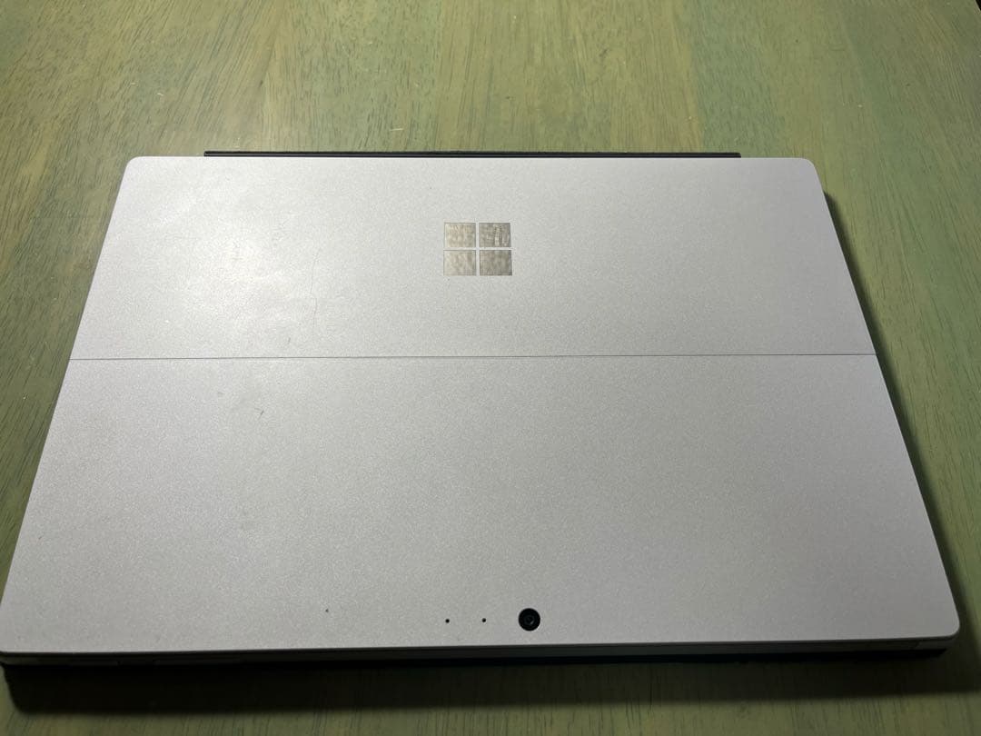 Surface Pro 第5世代 DOCKING STATION付き