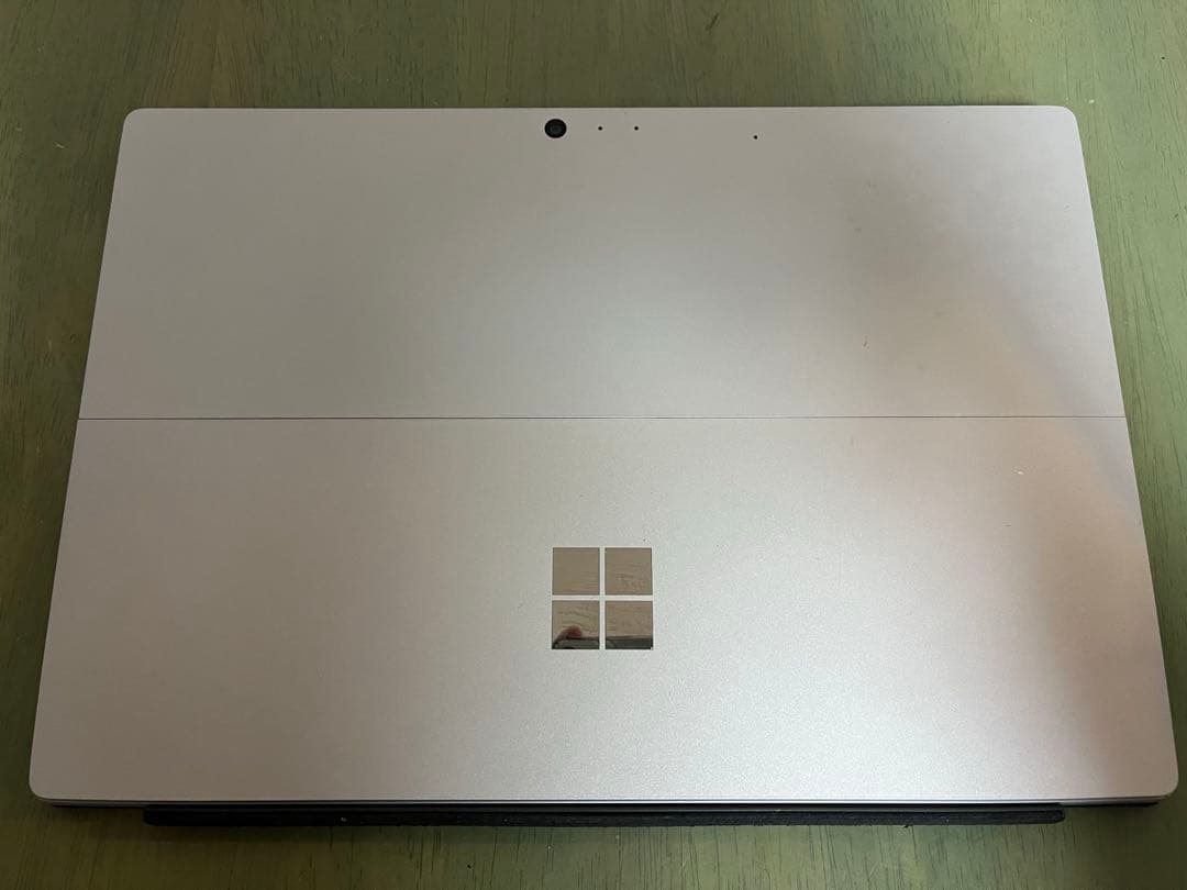 Surface Pro 第5世代 DOCKING STATION付き