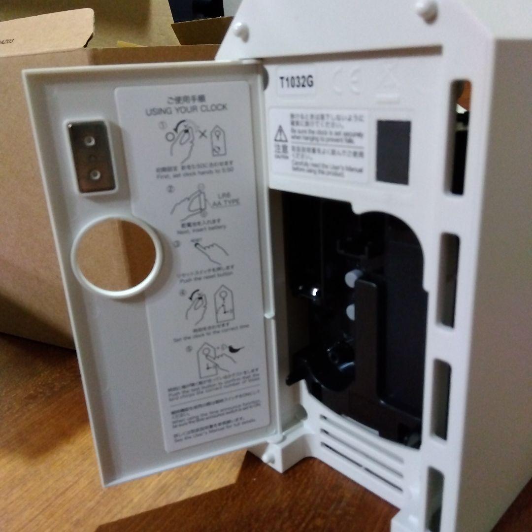 未使用　無印良品　鳩時計　ホワイト