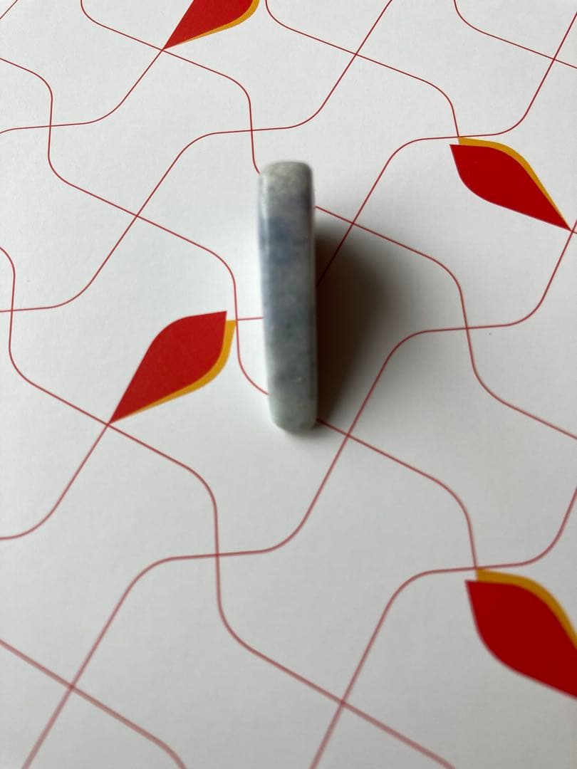 糸魚川翡翠　ラベンダー　ネックレス